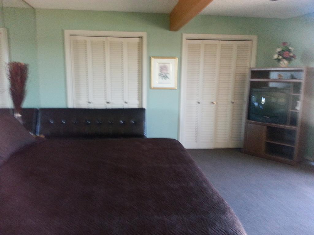 Lodge At Turkey Cove Canyon Lake Kültér fotó