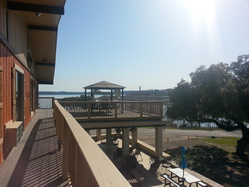 Lodge At Turkey Cove Canyon Lake Kültér fotó