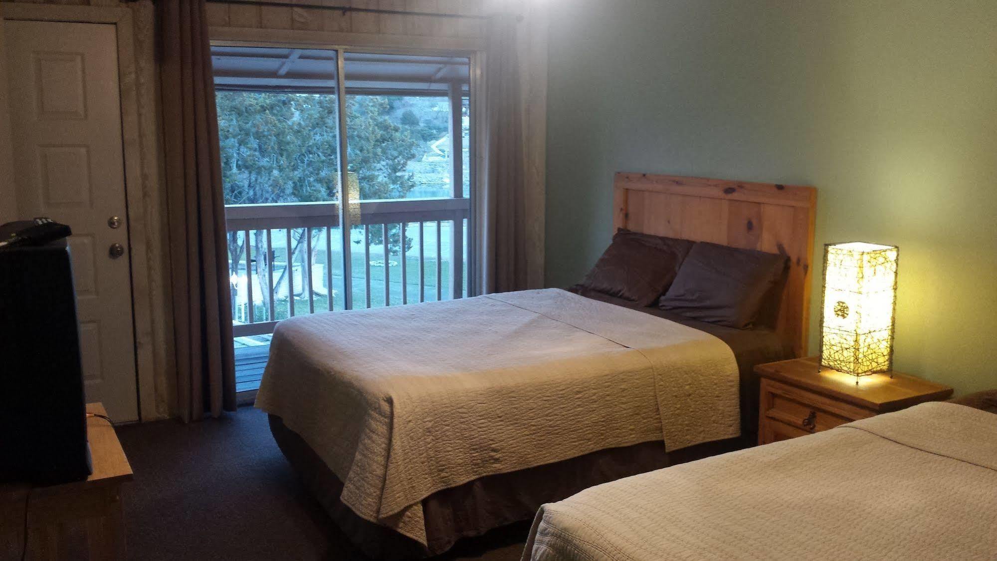 Lodge At Turkey Cove Canyon Lake Kültér fotó